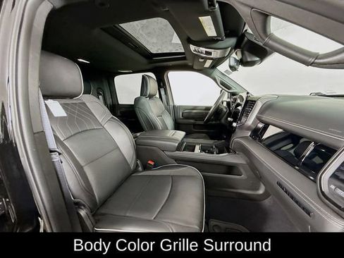 Used 2025 RAM 3500 Limited image 31