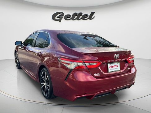 Used 2018 Toyota Camry SE FWD image 7