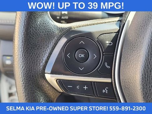 Used 2021 Toyota Camry LE image 13