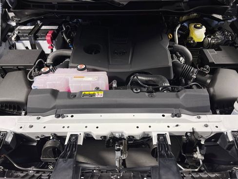 New 2026 Toyota Tundra SR5 image 9