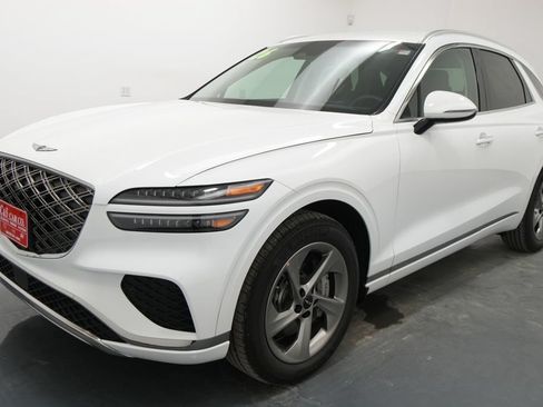 New 2026 Genesis GV70 2.5T AWD/4WD image 3