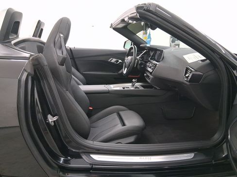 Certified 2022 BMW Z4 sDrive30i w/ Driving Assistance Package image 25