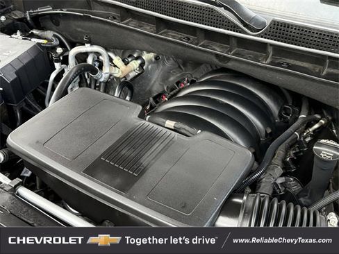 Certified 2025 GMC Yukon Denali image 36