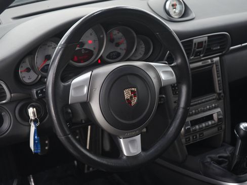 Used 2005 Porsche 911 Carrera S RWD image 17