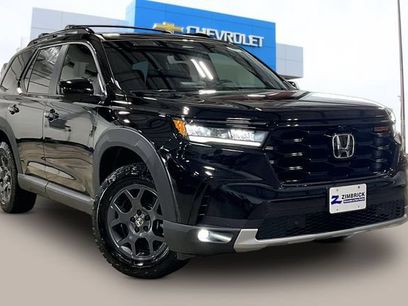 Used 2025 Honda Pilot TrailSport