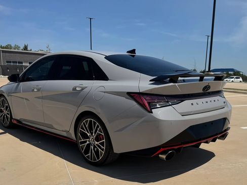 Used 2022 Hyundai Elantra N FWD image 6