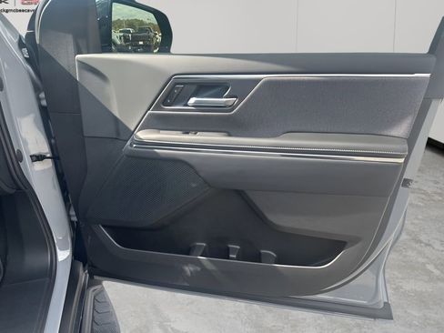 New 2026 GMC Sierra EV Elevation image 12