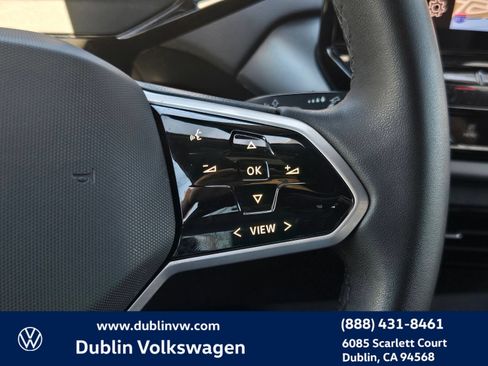 Certified 2023 Volkswagen ID.4 Pro RWD image 18