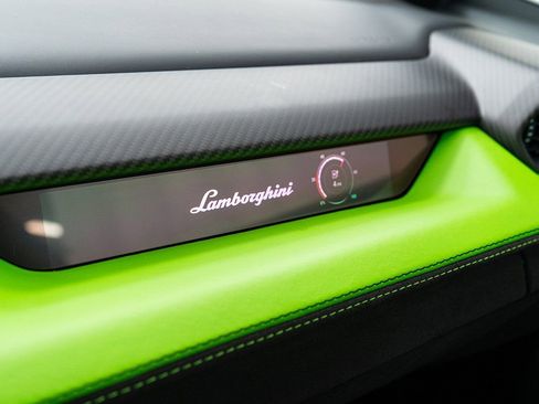 Used 2024 Lamborghini Revuelto AWD/4WD image 24