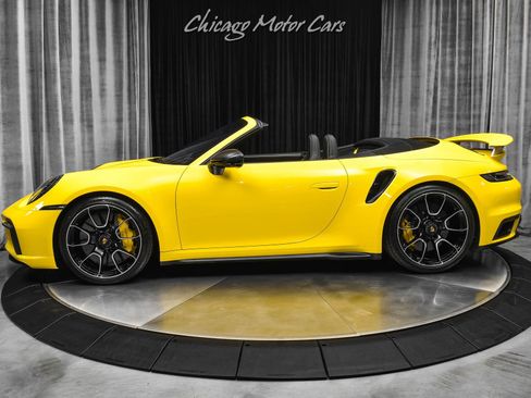 Used 2023 Porsche 911 Cabriolet image 1