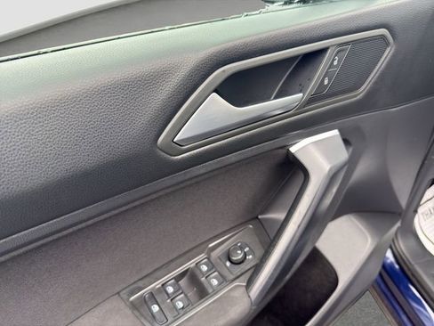 Used 2021 Volkswagen Tiguan S AWD/4WD image 12
