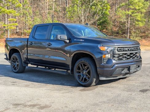 Used 2022 Chevrolet Silverado 1500 Custom image 11