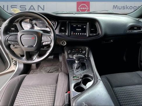 Used 2018 Dodge Challenger SXT w/ Blacktop Package RWD image 7