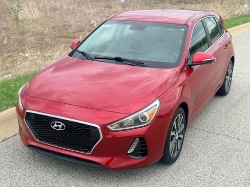 Used 2018 Hyundai Elantra GT w/ Style Package 02 image 10