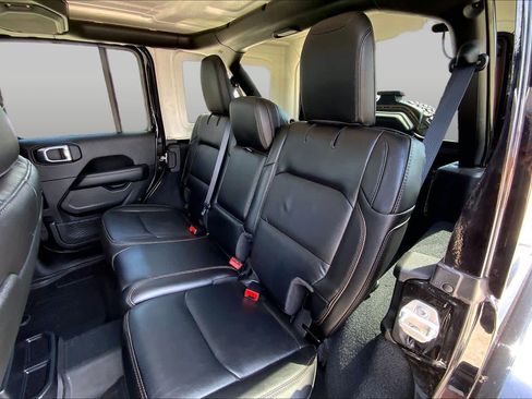 Used 2023 Jeep Wrangler Unlimited Rubicon 392 w/ Trailer Tow Package AWD/4WD image 29