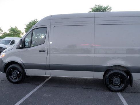 Used 2026 Mercedes-Benz Sprinter 2500 image 6