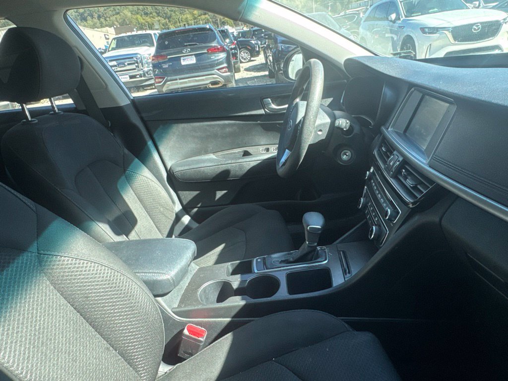 Used 2018 Kia Optima LX FWD image 8