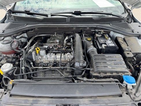 Used 2019 Volkswagen Jetta SEL Premium image 12
