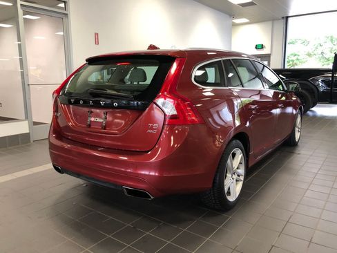 Used 2015 Volvo V60 T5 Premier AWD/4WD image 4