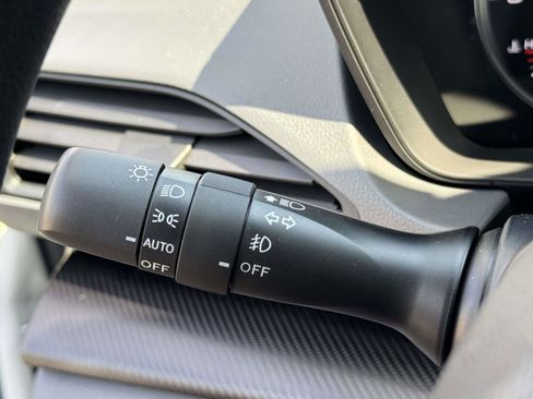 Certified 2025 Subaru Crosstrek 2.0i Premium AWD/4WD image 22