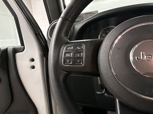 Used 2015 Jeep Wrangler Unlimited Sport w/ Quick Order Package 24S AWD/4WD image 8