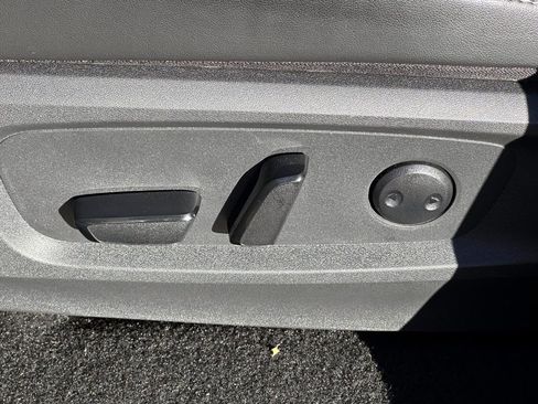 Certified 2025 Nissan Pathfinder Platinum w/ Cargo Package image 20