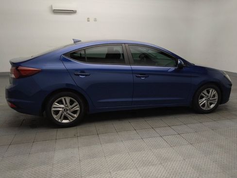Used 2020 Hyundai Elantra SEL w/ Winter Weather Package FWD image 10