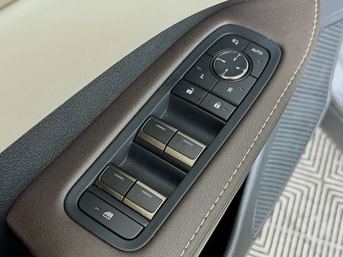 Used 2024 Lexus RX 350 AWD w/ Technology Package image 17