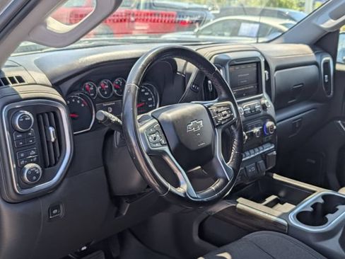 Used 2022 Chevrolet Silverado 1500 RST AWD/4WD image 11