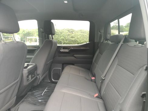 Certified 2024 Chevrolet Silverado 1500 RST w/ Convenience Package II AWD/4WD image 12