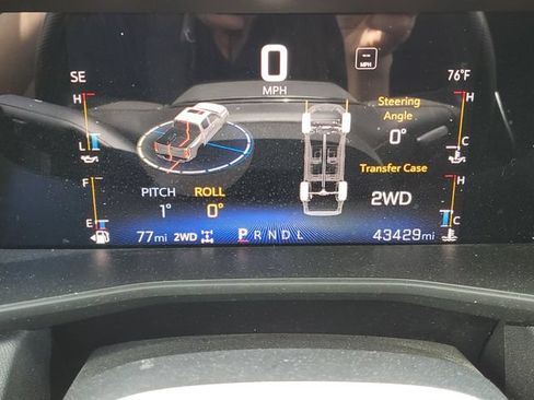 Certified 2023 Chevrolet Colorado Trail Boss w/ Technology Package AWD/4WD image 21
