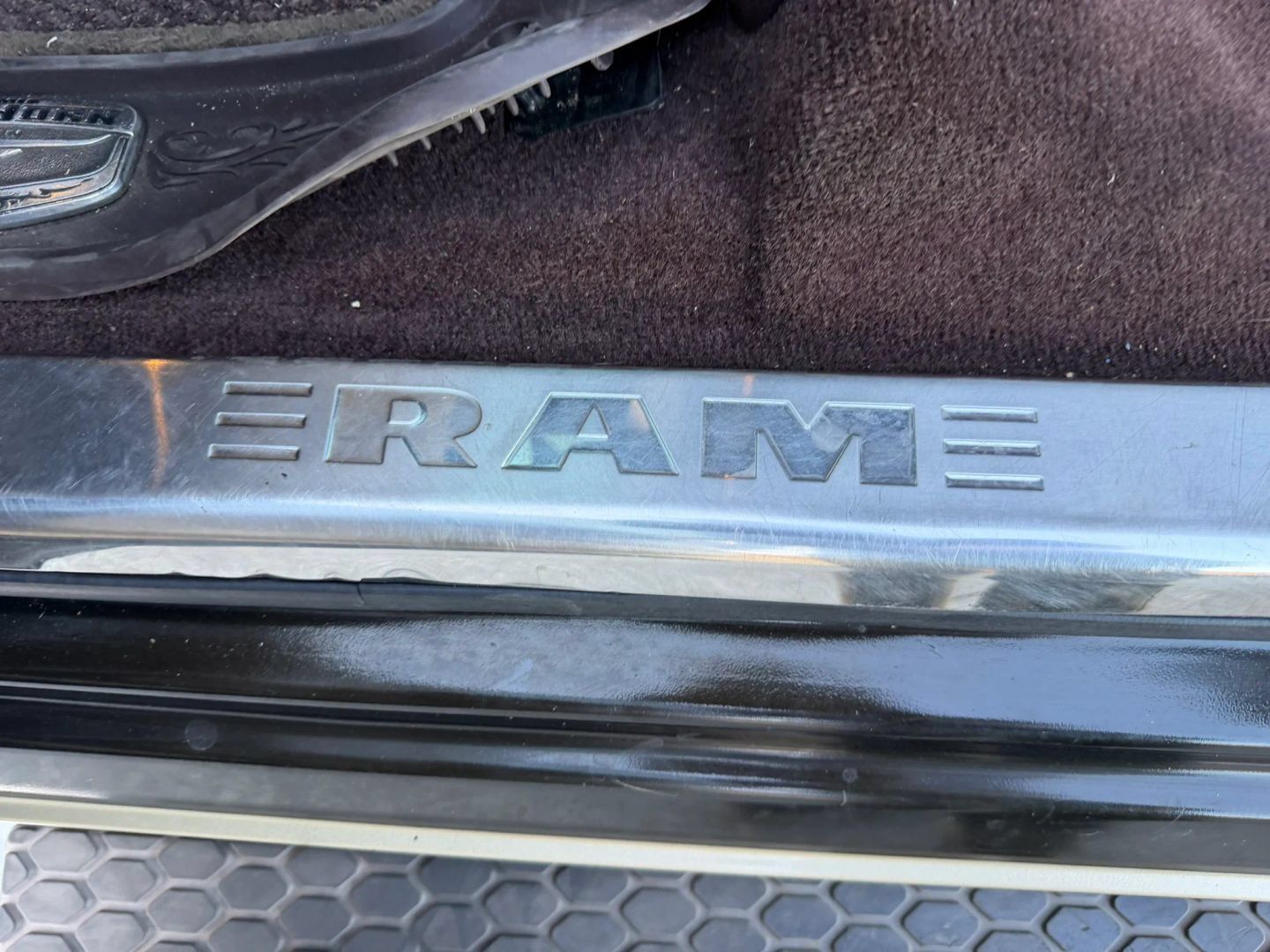 Used 2013 RAM 1500 Laramie Longhorn w/ Convenience Group RWD image 11