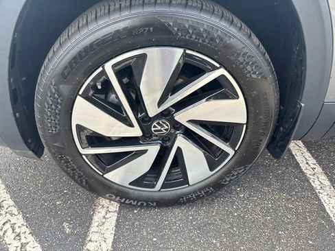Certified 2025 Volkswagen Atlas SEL AWD/4WD image 30