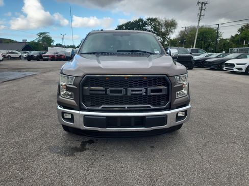 Used 2016 Ford F150 XLT w/ Equipment Group 302A Luxury image 9