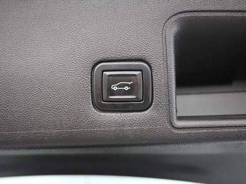 Used 2021 GMC Terrain SLT AWD/4WD image 34
