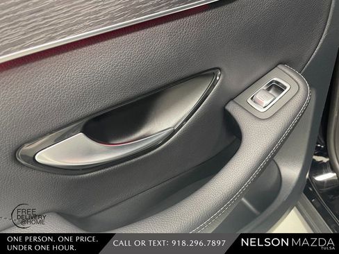 Used 2021 Mercedes-Benz GLC 300 GLC 300 image 32