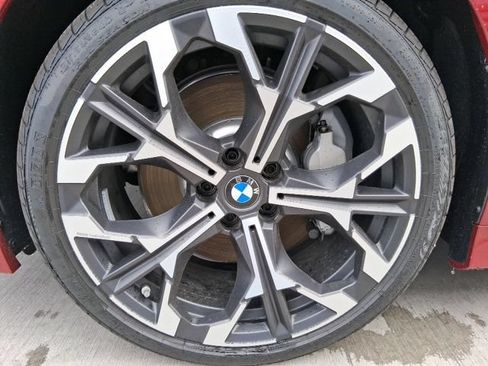 New 2026 BMW 330i Sedan w/ M Sport Package RWD image 17