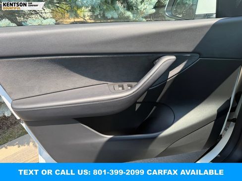Used 2021 Tesla Model Y Long Range AWD/4WD image 15