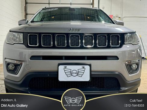 Used 2019 Jeep Compass Latitude w/ Cold Weather Group AWD/4WD image 4