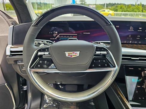 New 2026 Cadillac Escalade ESV Platinum Sport AWD/4WD image 28