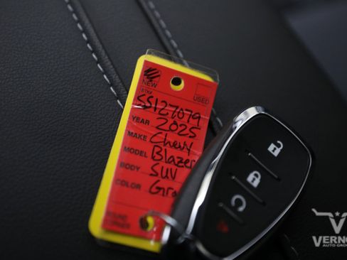 New 2025 Chevrolet Blazer LT image 42