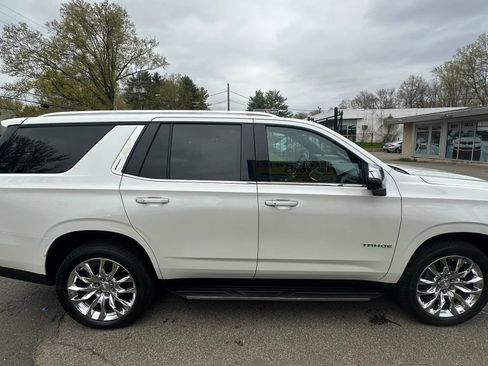 Used 2021 Chevrolet Tahoe Premier w/ Premium Package image 4