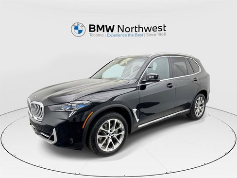 New 2026 BMW X5 xDrive40i w/ Climate Comfort Package image 1