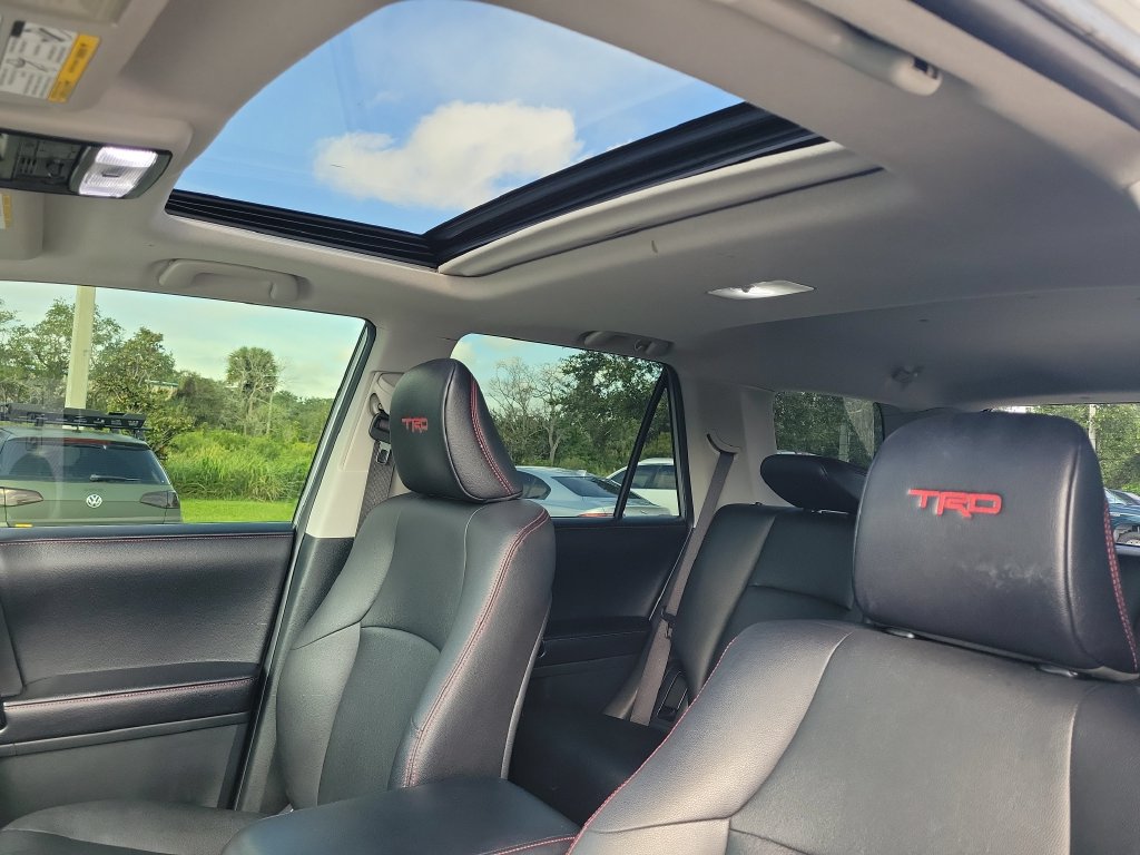 Used 2017 Toyota 4Runner TRD Off-Road Premium AWD/4WD image 21