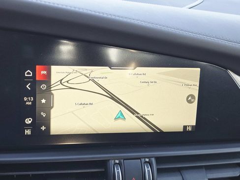 Used 2024 Alfa Romeo Giulia Veloce image 28