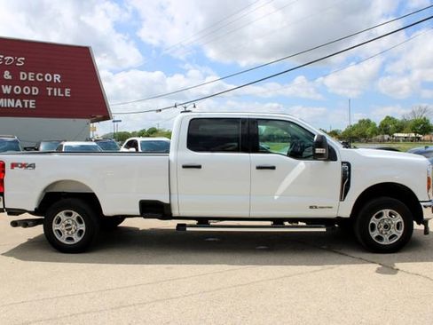 Used 2025 Ford F250 XLT AWD/4WD image 2