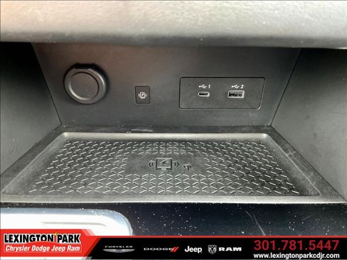 Used 2024 Nissan Pathfinder Platinum AWD/4WD image 15