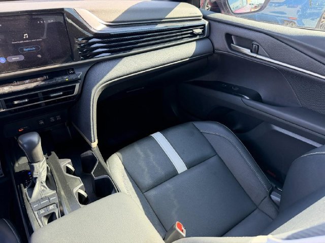 Used 2026 Toyota Camry SE w/ Convenience Package FWD image 19