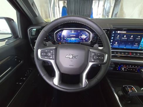 Used 2026 Chevrolet Silverado 1500 RST AWD/4WD image 12