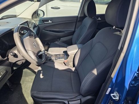 Used 2019 Hyundai Tucson SE image 8
